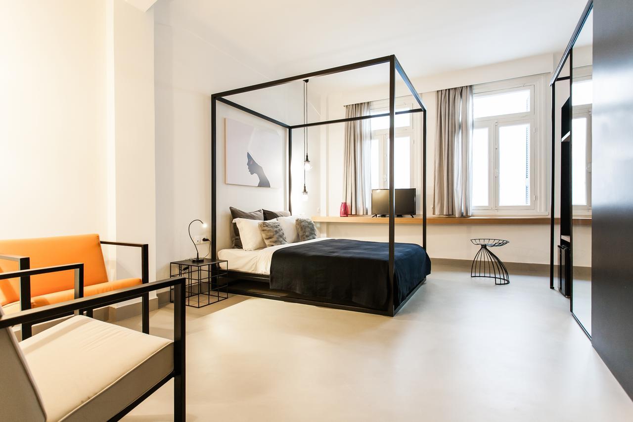Monastiraki Suites By Livin Urbban Athen Eksteriør bilde