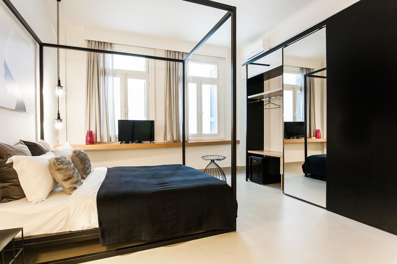 Monastiraki Suites By Livin Urbban Athen Eksteriør bilde