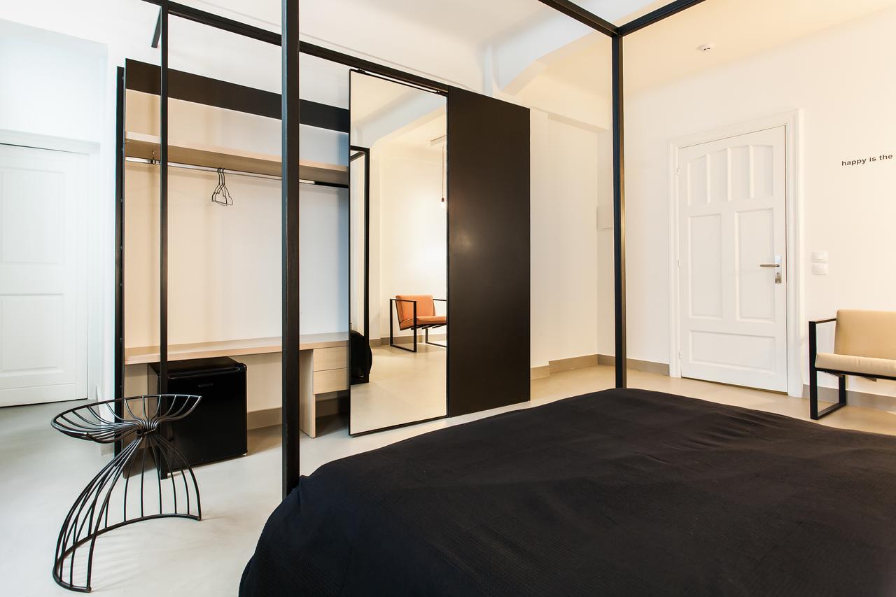 Monastiraki Suites By Livin Urbban Athen Eksteriør bilde