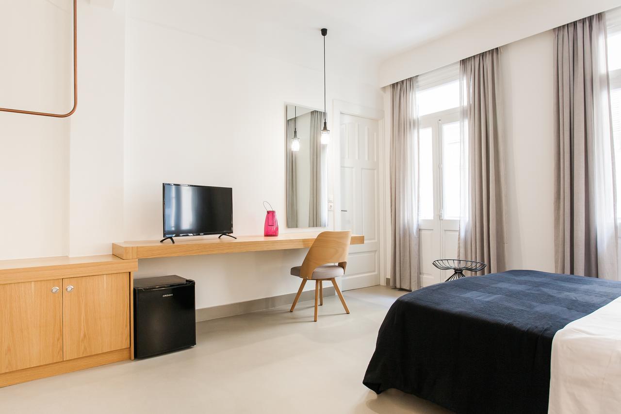 Monastiraki Suites By Livin Urbban Athen Eksteriør bilde