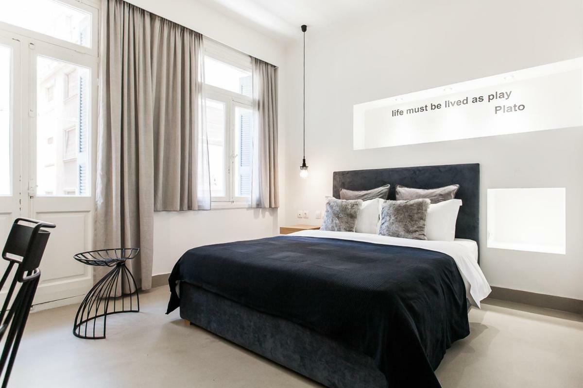 Monastiraki Suites By Livin Urbban Athen Eksteriør bilde